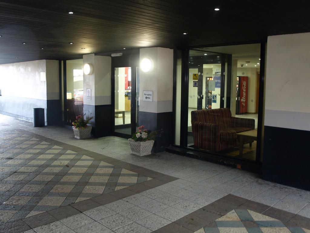 247Hotel.Com Oldham Exterior foto